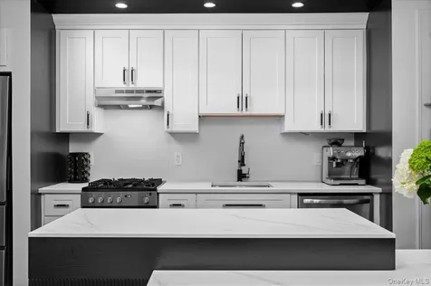412 Munro Avenue Mamaroneck NY 10543