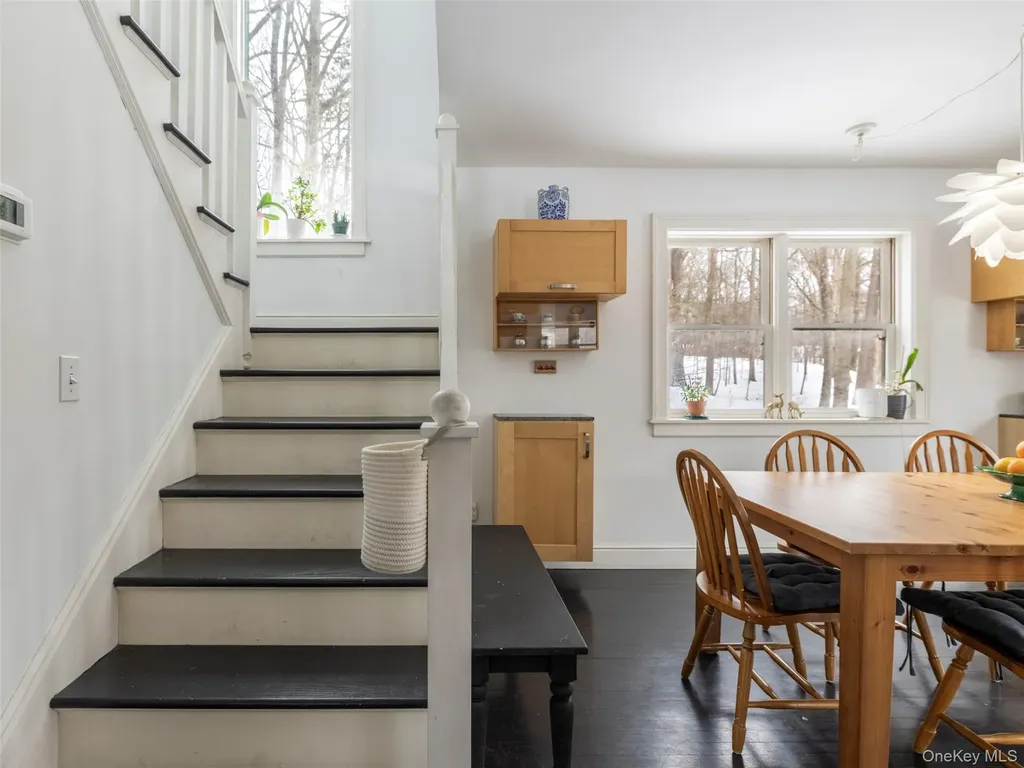 74 Lemon Lane Rhinebeck NY 12572