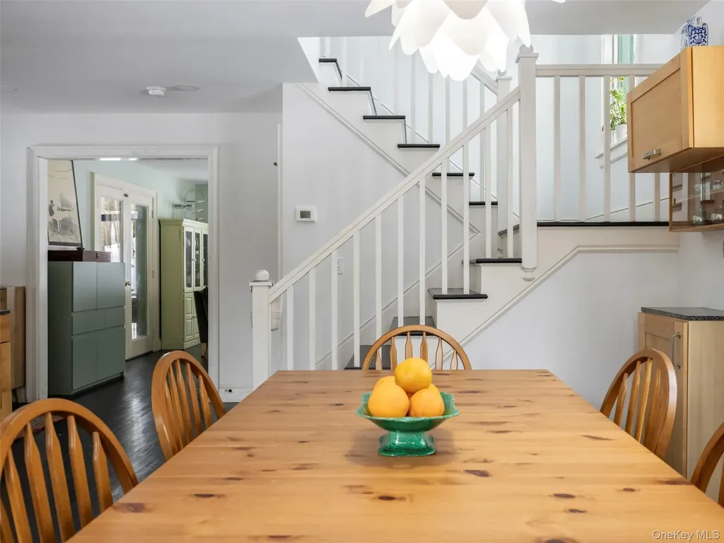 74 Lemon Lane Rhinebeck NY 12572