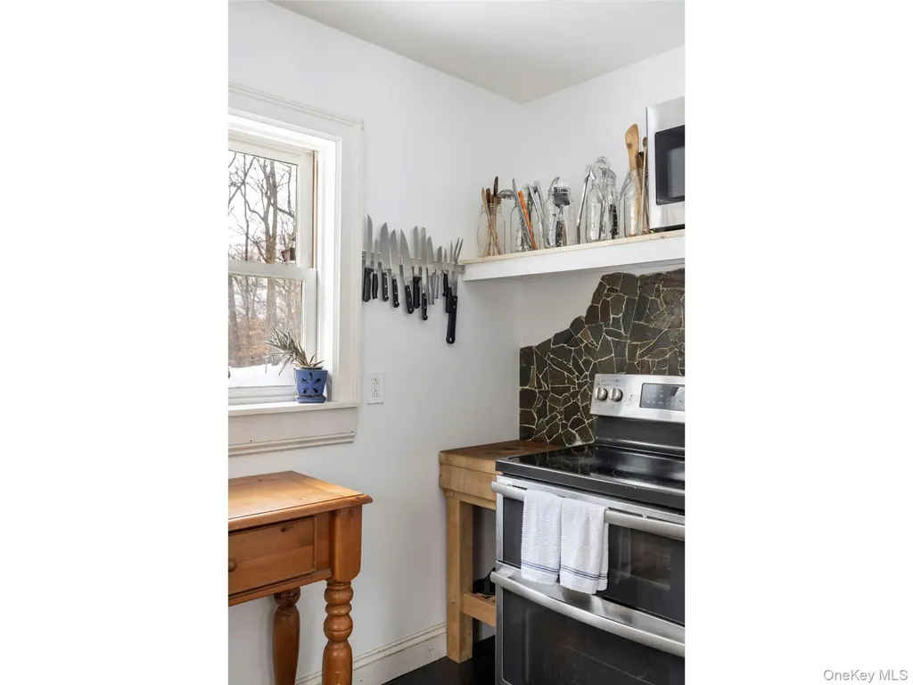 74 Lemon Lane Rhinebeck NY 12572