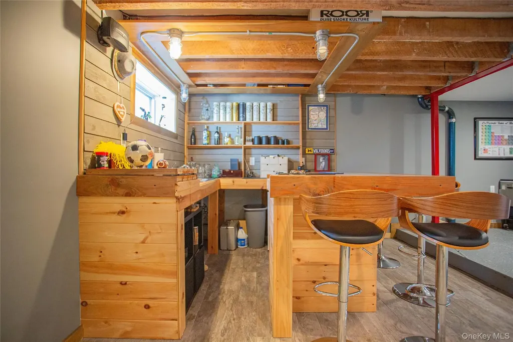 165 W Walnut Street Long Beach NY 11561