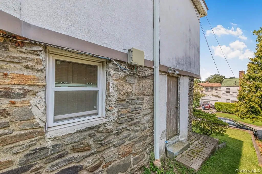 7 Elaine Terrace Yonkers NY 10701
