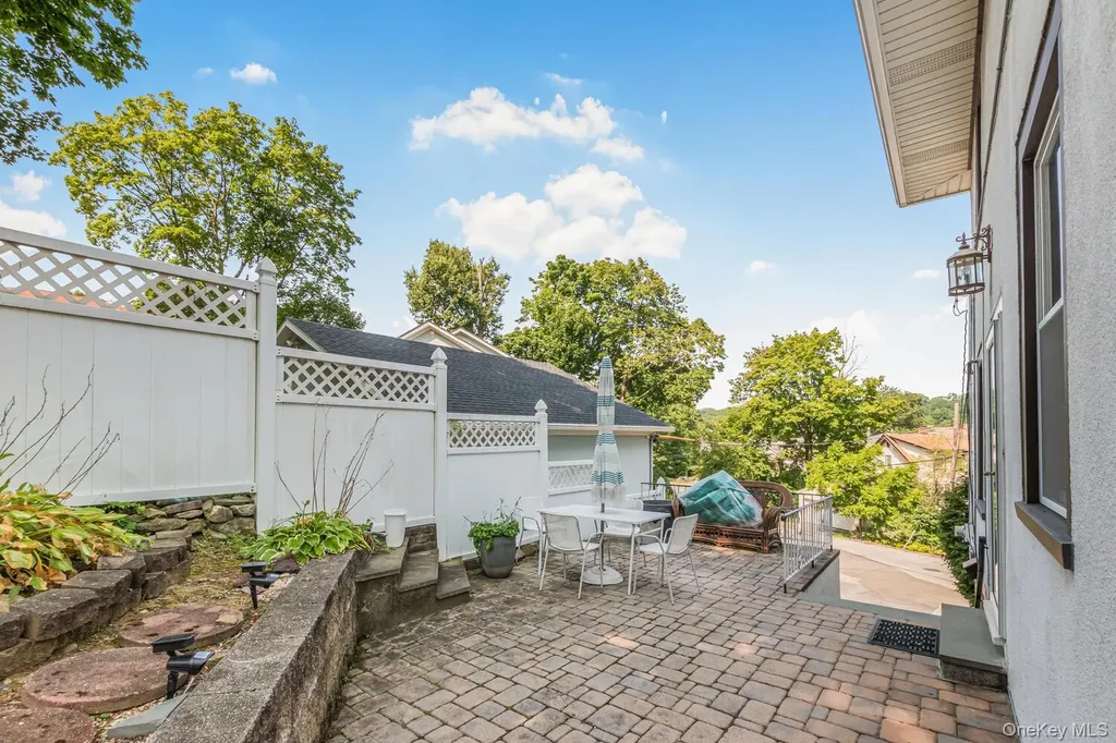 7 Elaine Terrace Yonkers NY 10701
