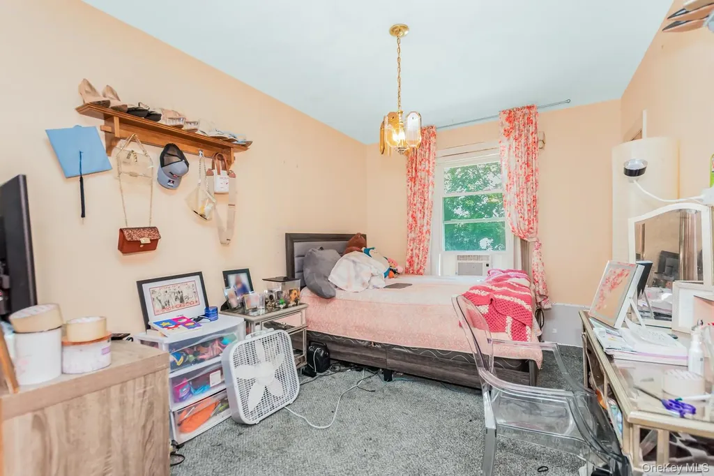 7 Elaine Terrace Yonkers NY 10701