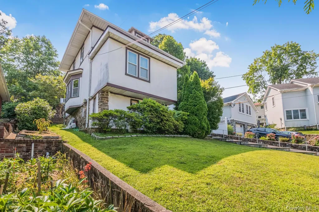 7 Elaine Terrace Yonkers NY 10701