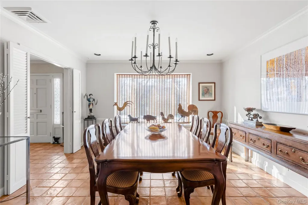9 Chester Drive Great Neck NY 11021
