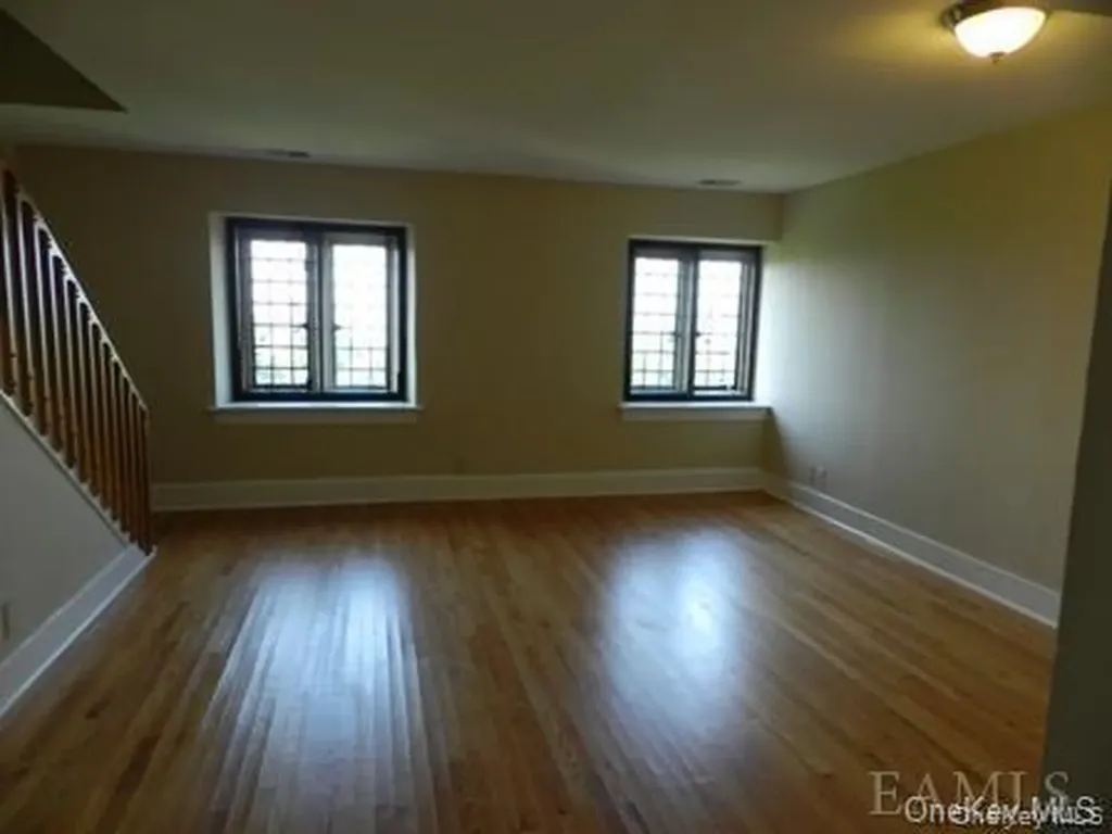304 Chateau Rive Street Peekskill NY 10566