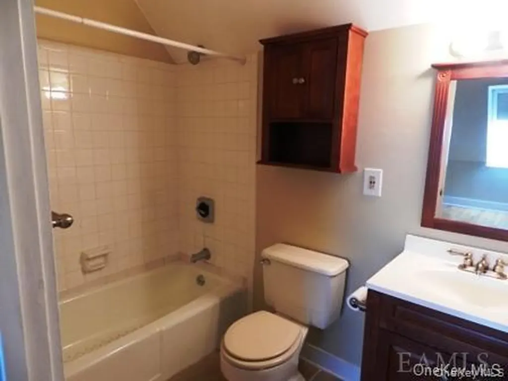 304 Chateau Rive Street Peekskill NY 10566