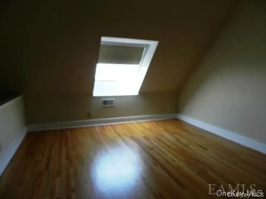 304 Chateau Rive Street Peekskill NY 10566