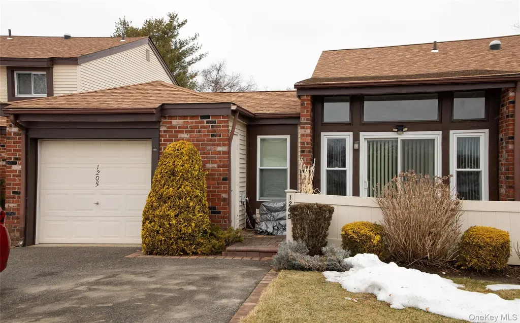 1205 Gotham Drive Saint James NY 11780