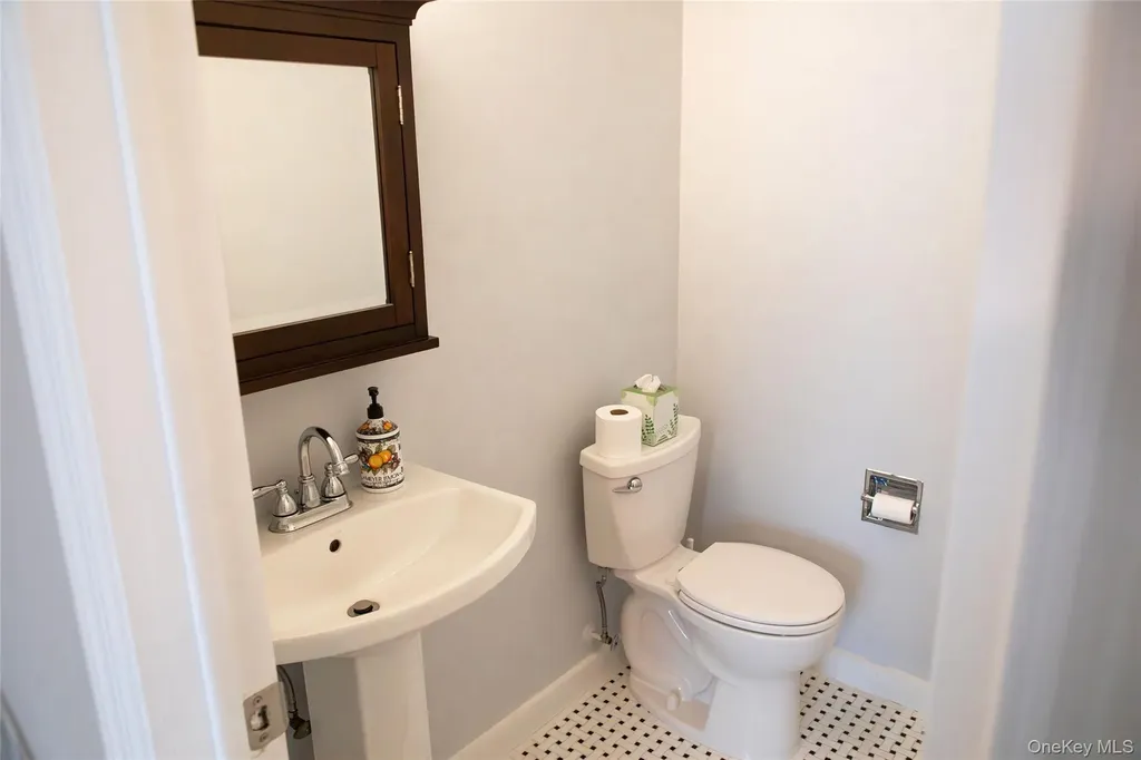 1205 Gotham Drive Saint James NY 11780