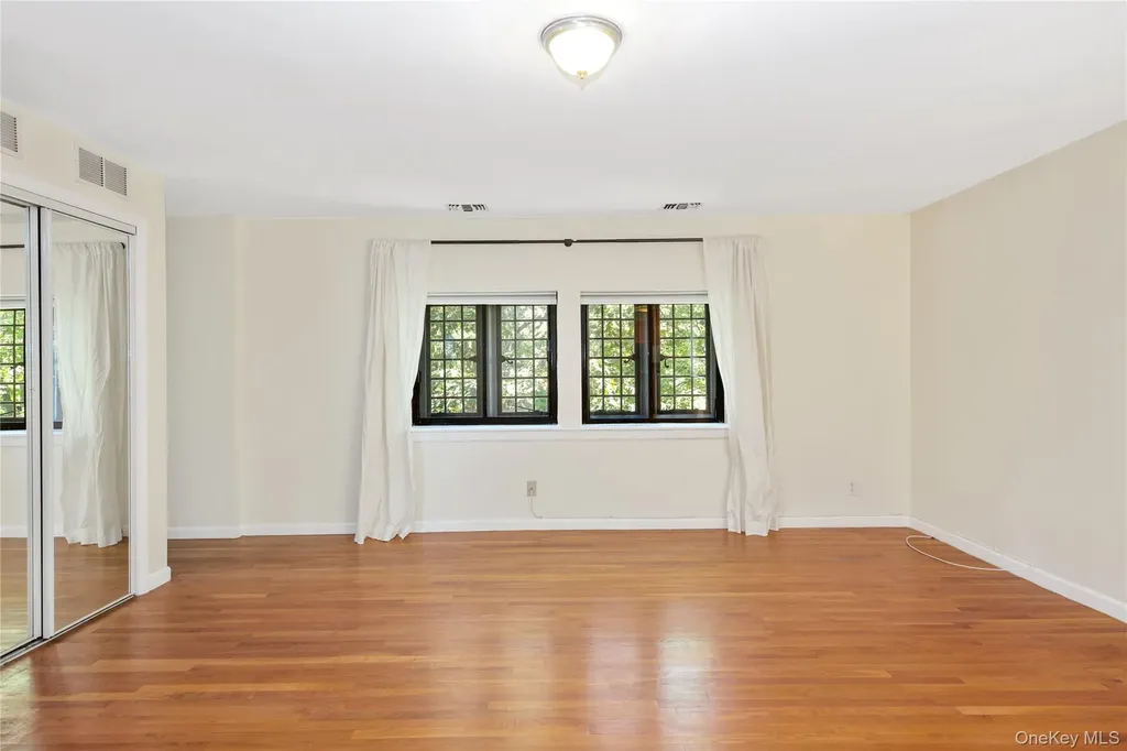 403 Chateau Rive Peekskill NY 10566