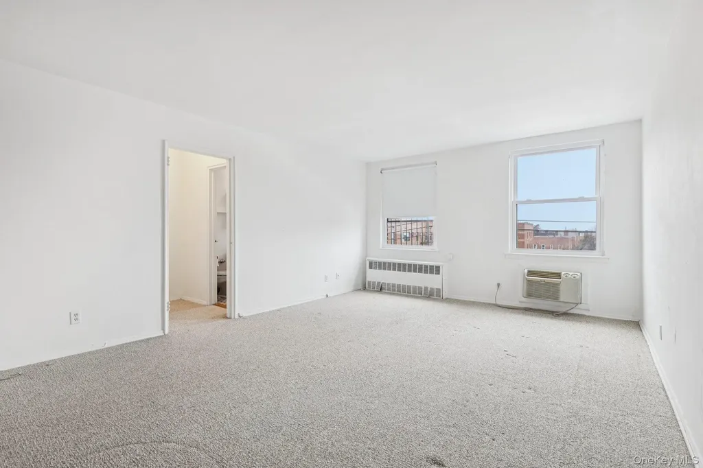 120 Horton Highway Mineola NY 11501