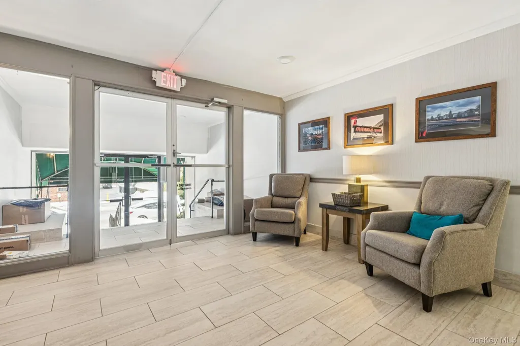 120 Horton Highway Mineola NY 11501