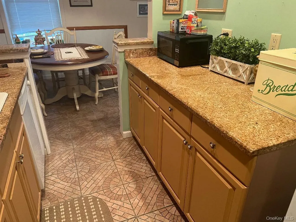 151-20 88 Street Howard Beach NY 11414