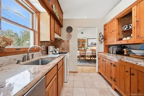318-B Mill Road Manorville NY 11949