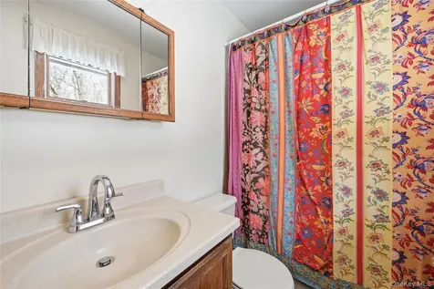 318-B Mill Road Manorville NY 11949