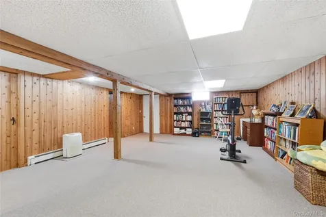318-B Mill Road Manorville NY 11949