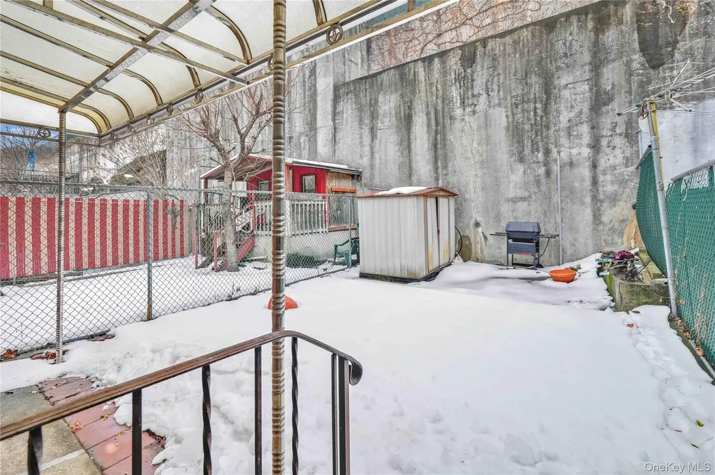 686 Saint Anns Avenue Bronx NY 10455