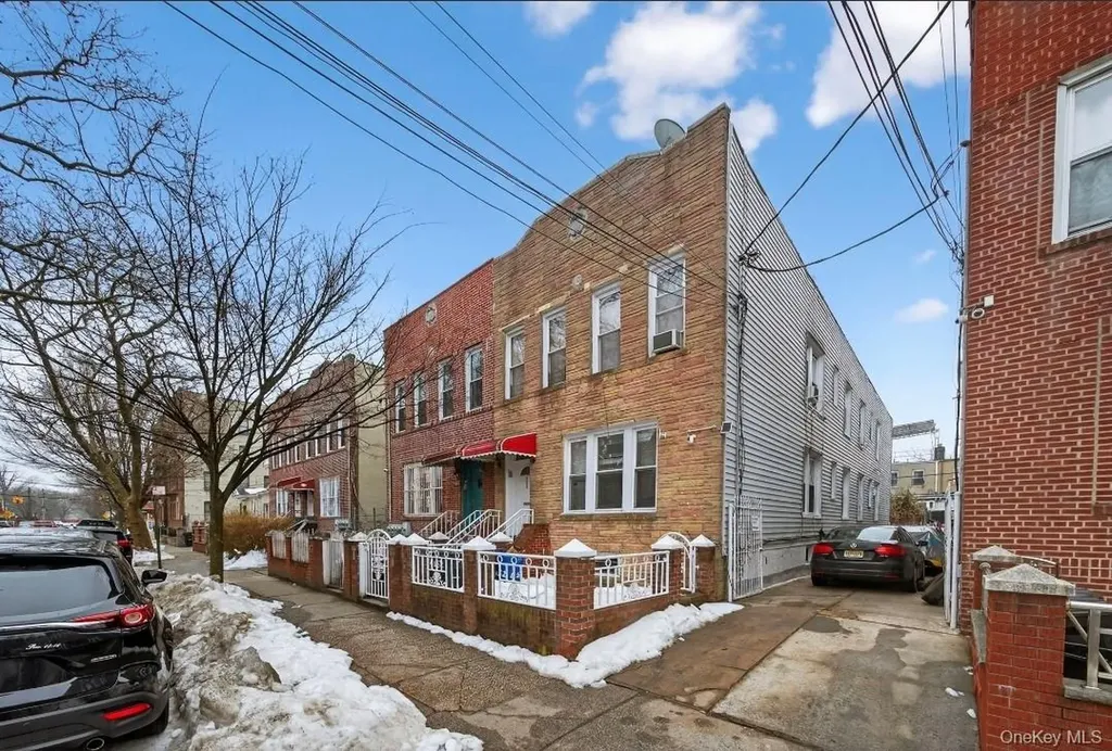 452 E 46th Street Brooklyn NY 11203