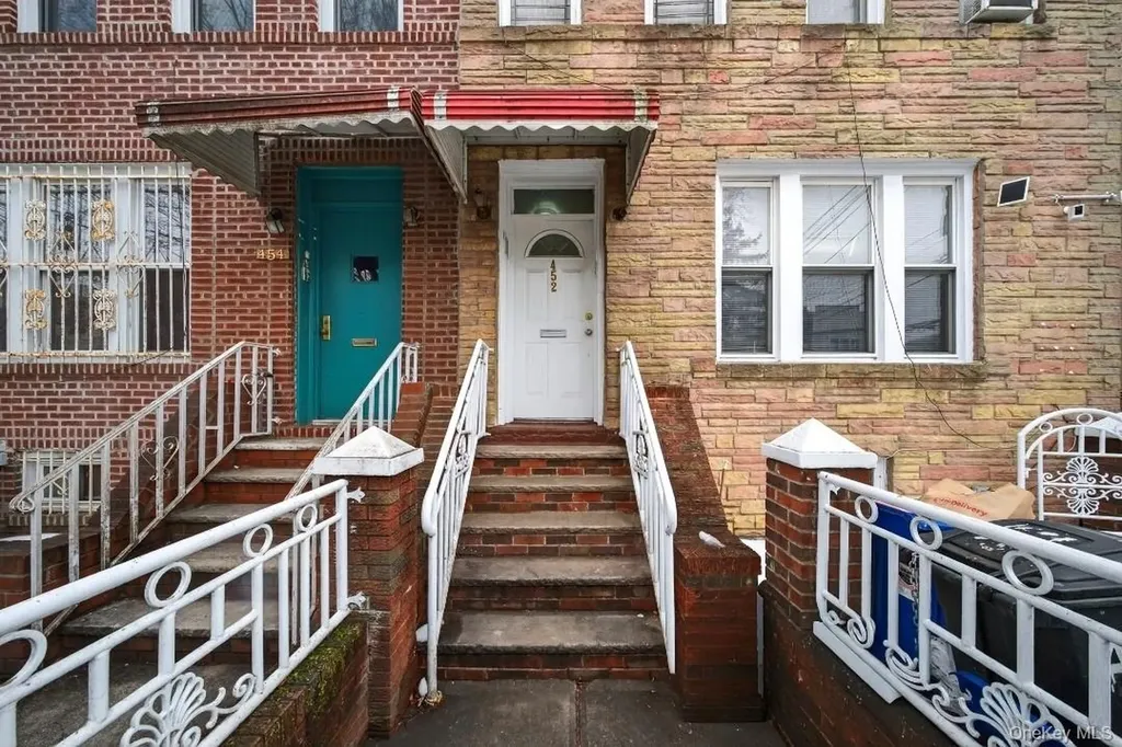 452 E 46th Street Brooklyn NY 11203