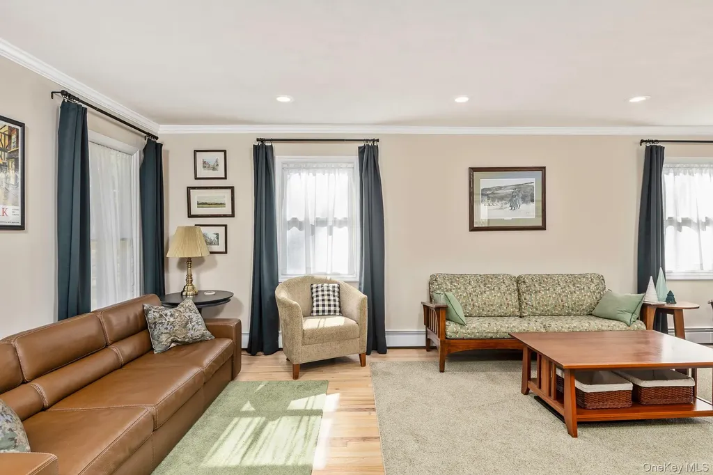 277 River Road Saint James NY 11780