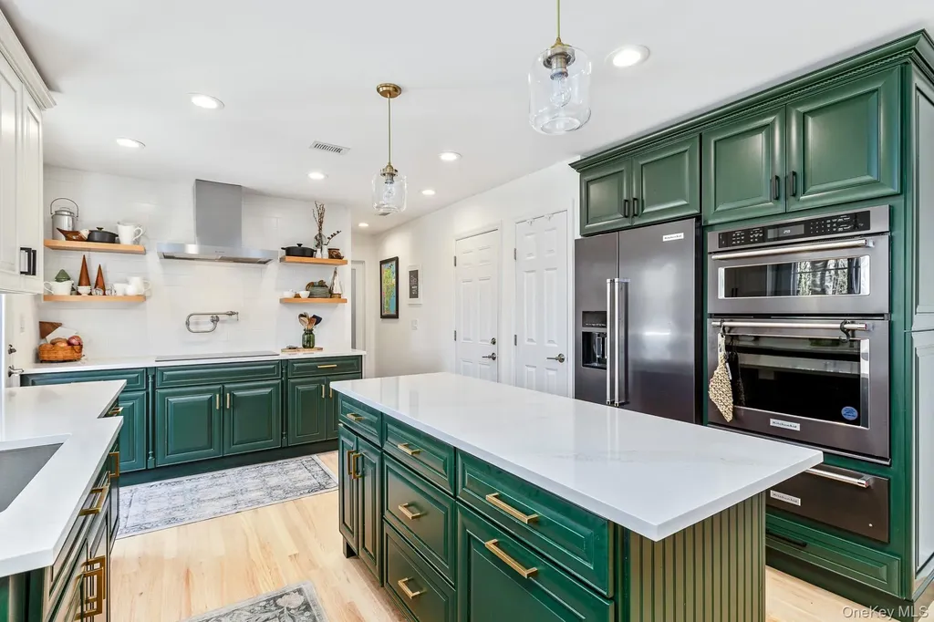 277 River Road Saint James NY 11780