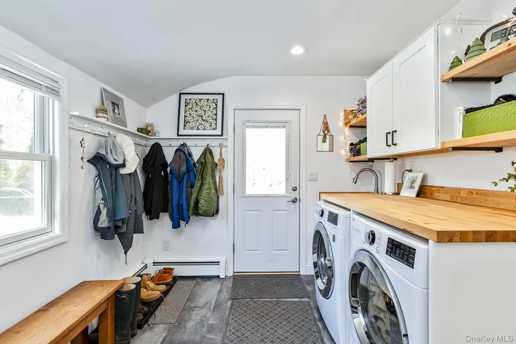 277 River Road Saint James NY 11780