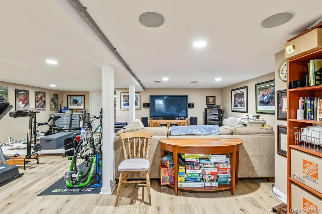 277 River Road Saint James NY 11780