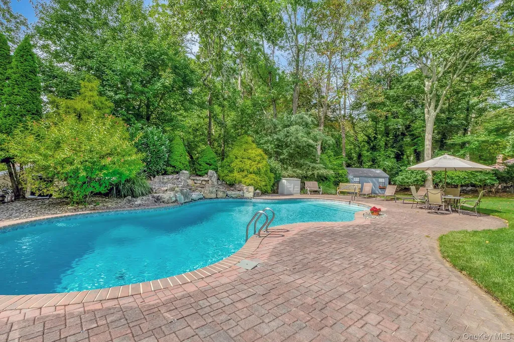 277 River Road Saint James NY 11780