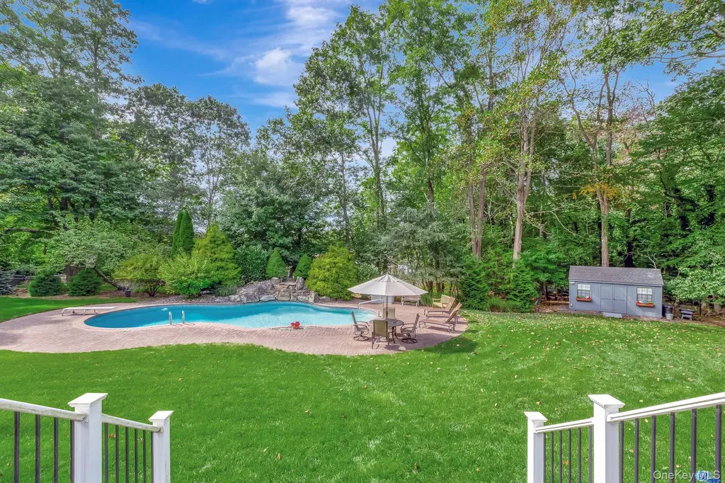 277 River Road Saint James NY 11780