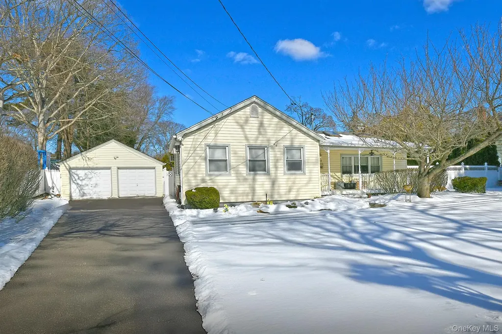 7 Gerber Street Dix Hills NY 11746