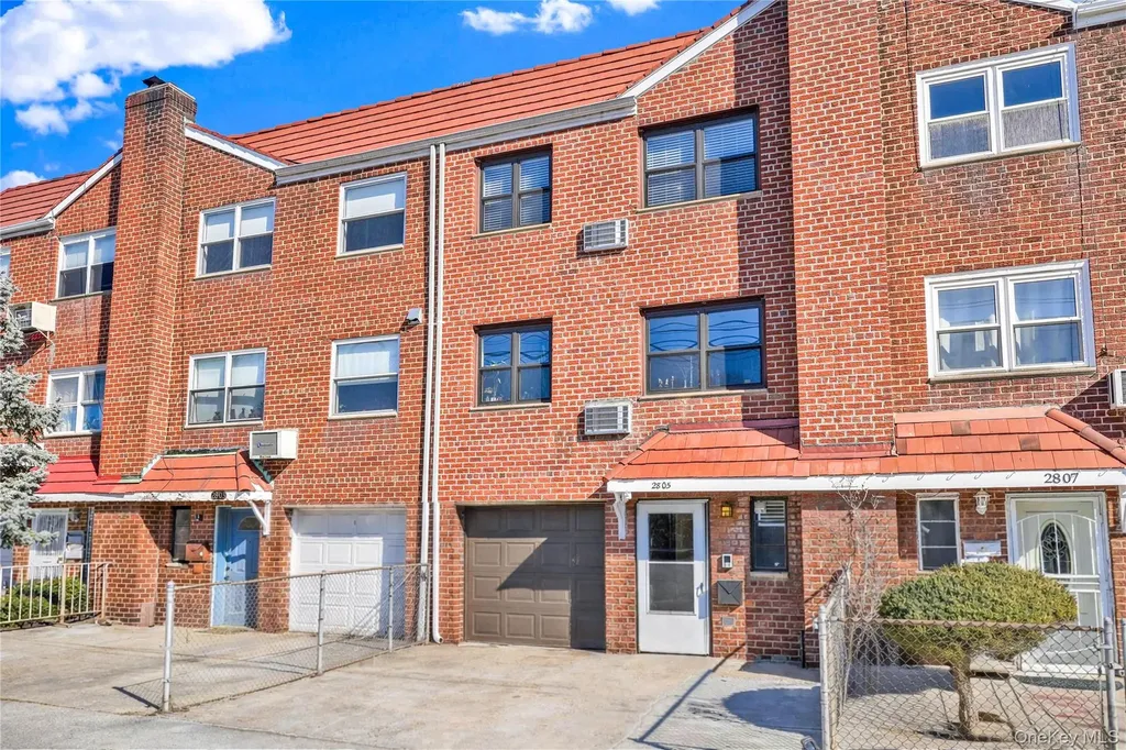 2805 21st Avenue Astoria NY 11105