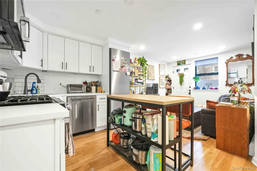 2805 21st Avenue Astoria NY 11105