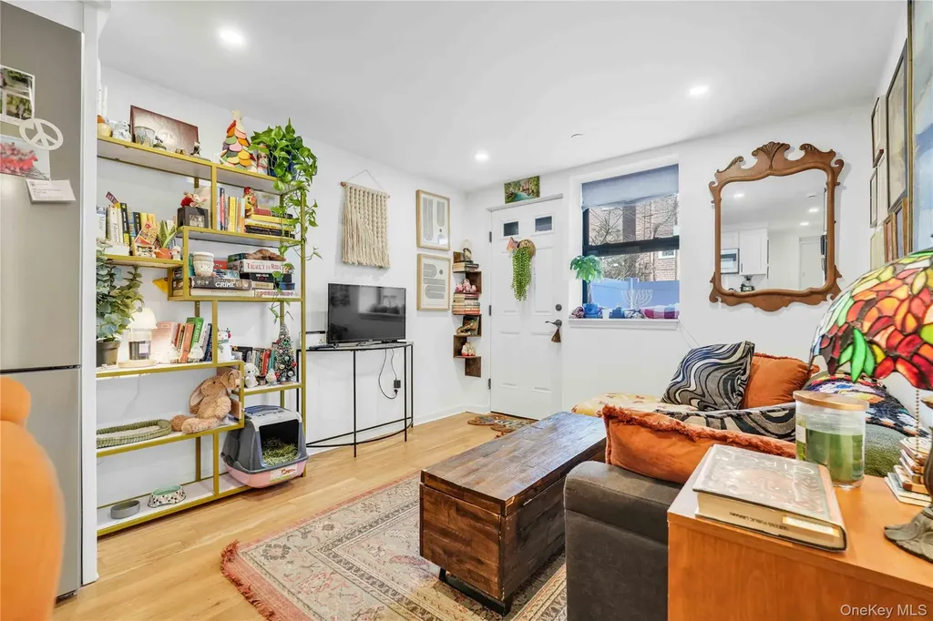 2805 21st Avenue Astoria NY 11105