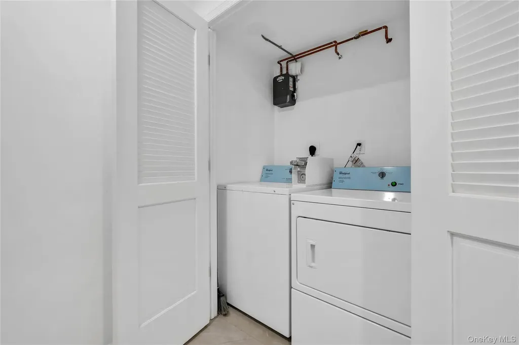2805 21st Avenue Astoria NY 11105