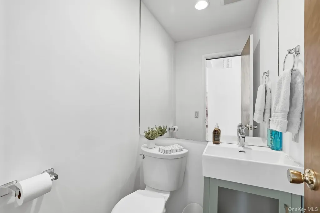 114 Old Lyme Road Chappaqua NY 10514