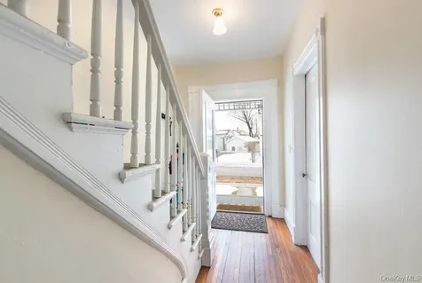 63 Thompson Street Poughkeepsie NY 12601