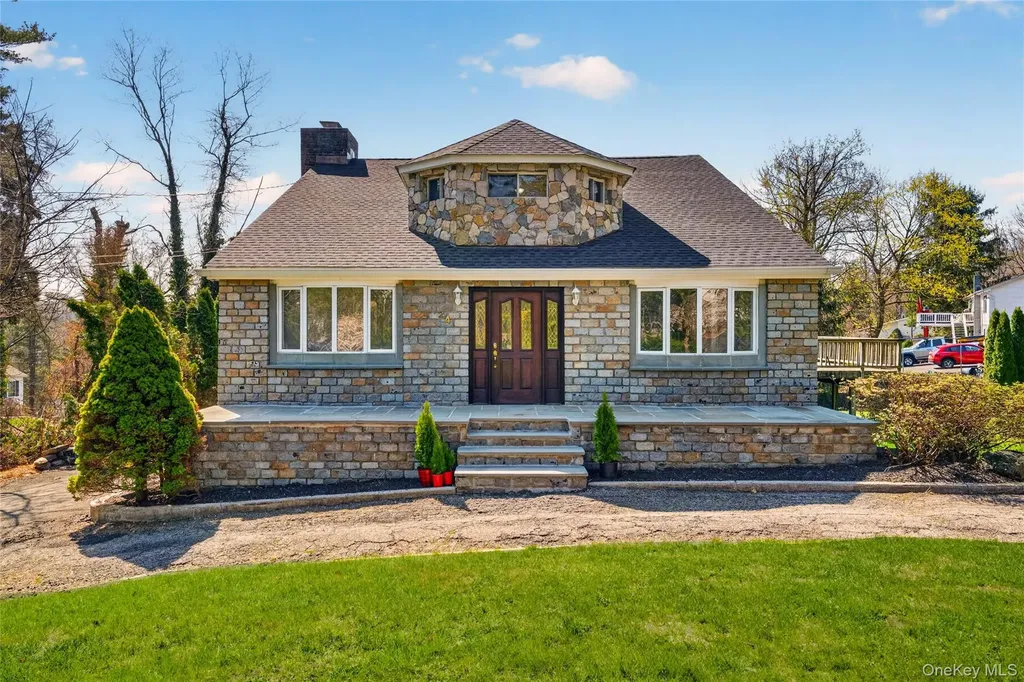24 Old Knollwood Road White Plains NY 10607