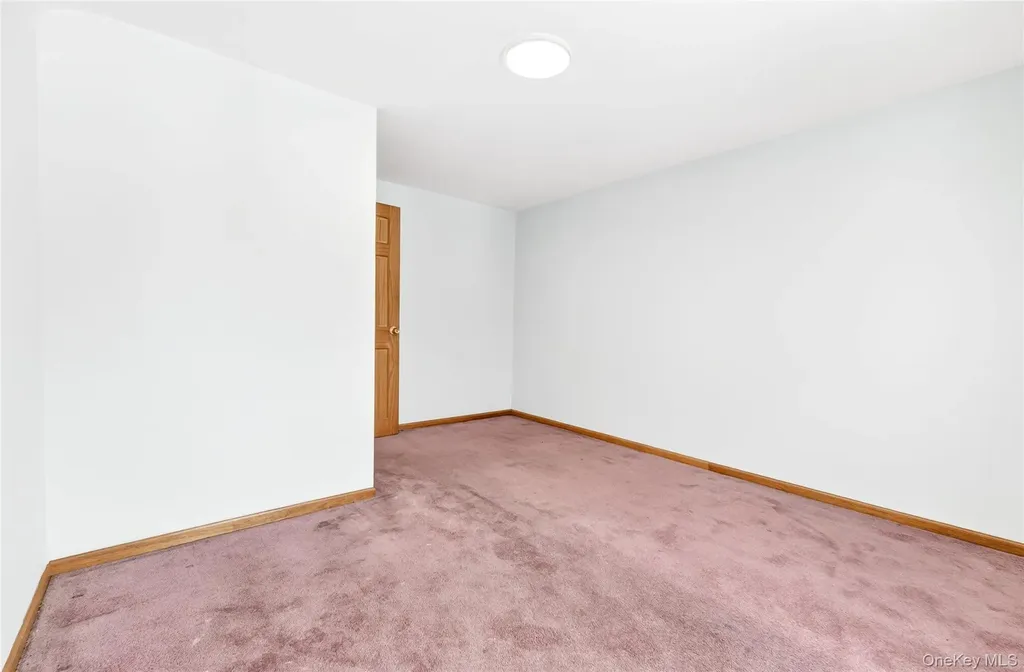 24 Old Knollwood Road White Plains NY 10607