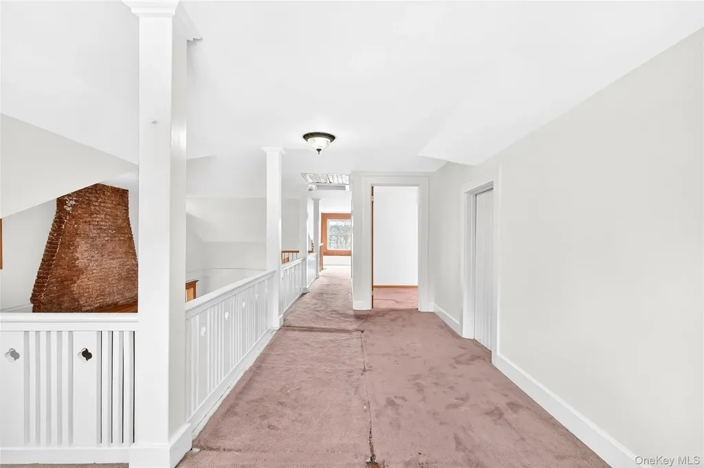 24 Old Knollwood Road White Plains NY 10607