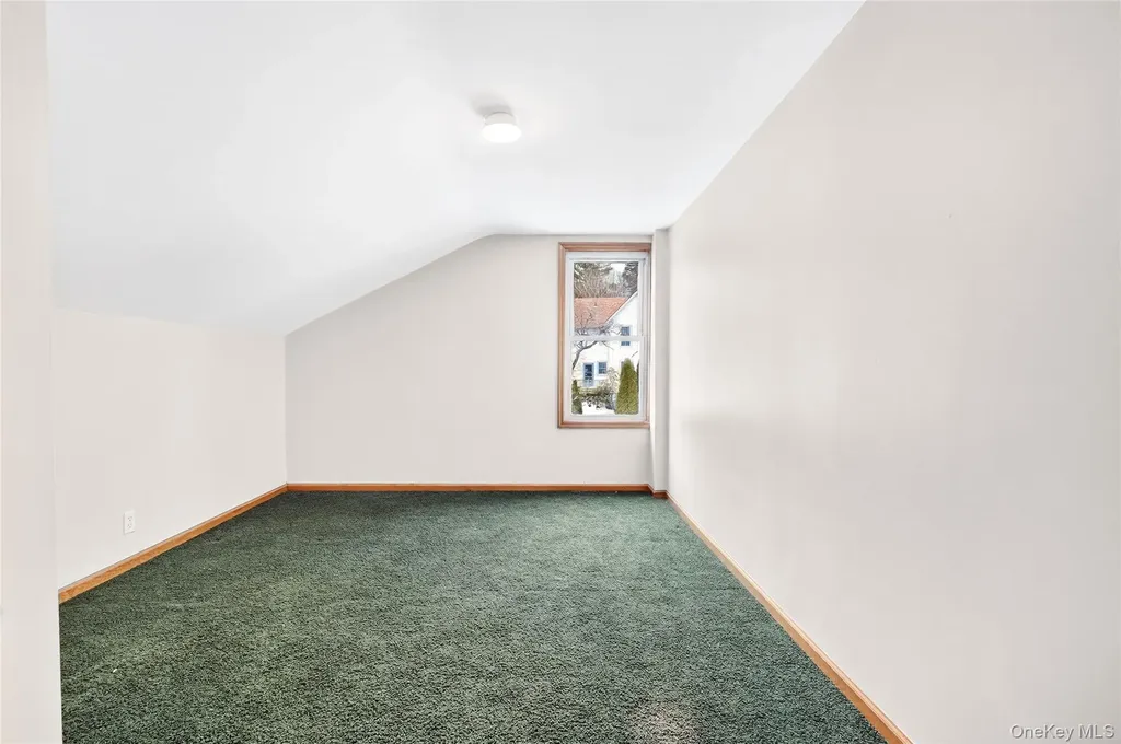 24 Old Knollwood Road White Plains NY 10607