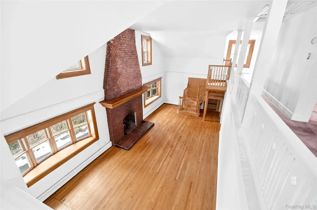 24 Old Knollwood Road White Plains NY 10607