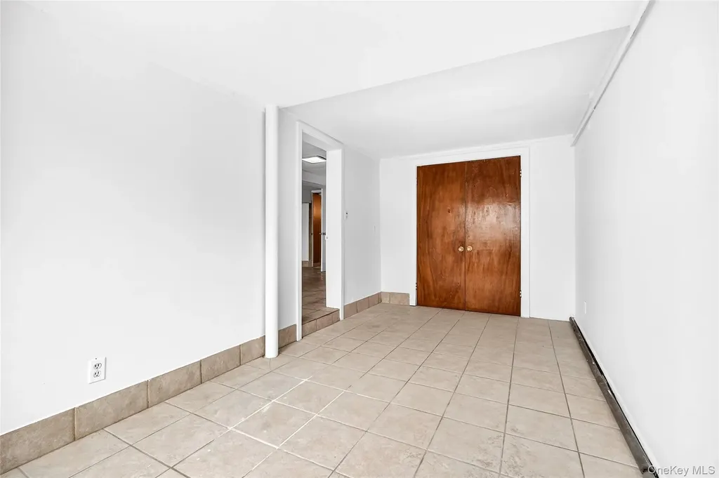 24 Old Knollwood Road White Plains NY 10607