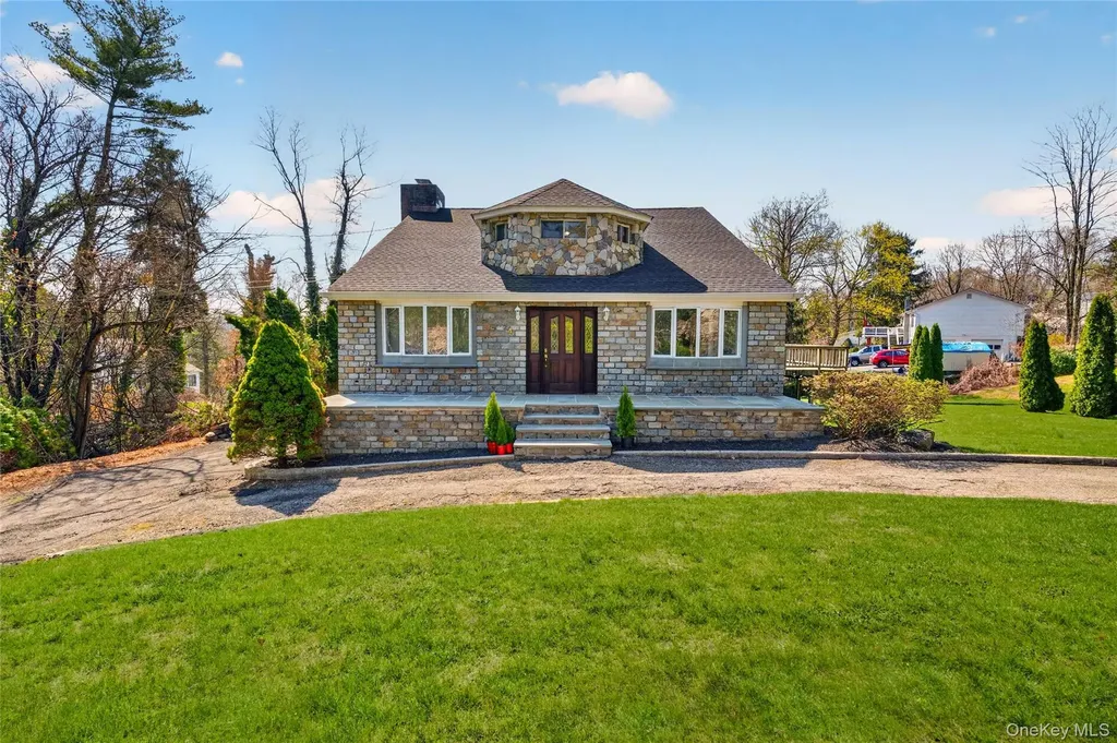 24 Old Knollwood Road White Plains NY 10607