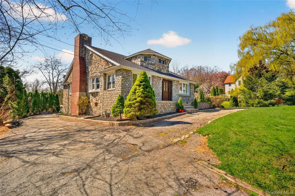 24 Old Knollwood Road White Plains NY 10607