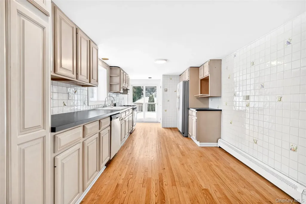 24 Old Knollwood Road White Plains NY 10607