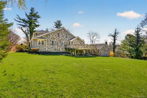 24 Old Knollwood Road White Plains NY 10607