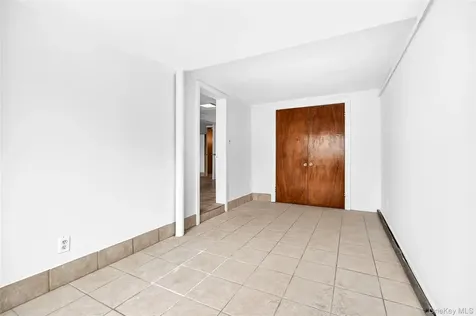 24 Old Knollwood Road White Plains NY 10607