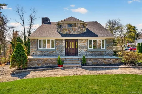 24 Old Knollwood Road White Plains NY 10607
